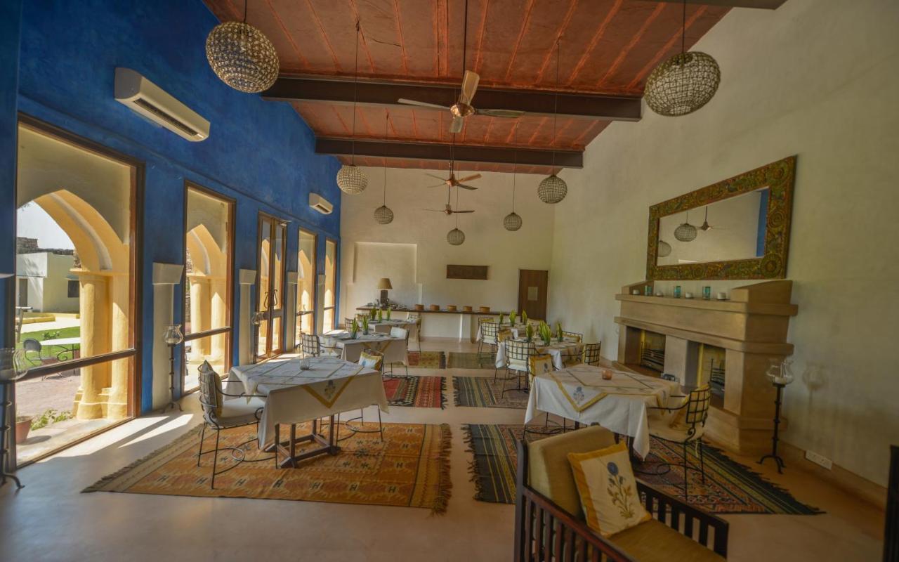 Ramathra Fort Hotel Sapotra Ngoại thất bức ảnh